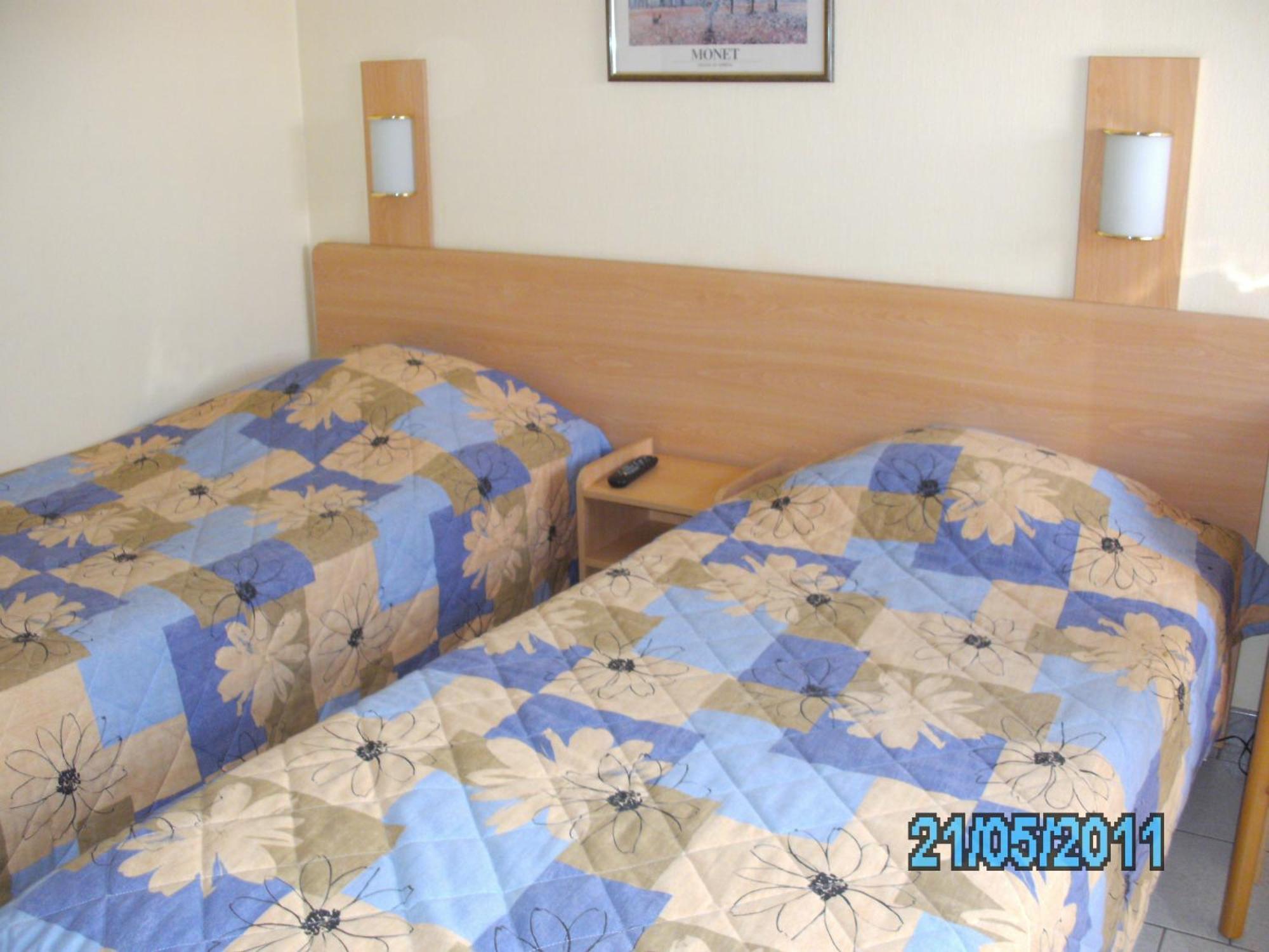 Le Brissoneau Rendeux Motel Екстериор снимка