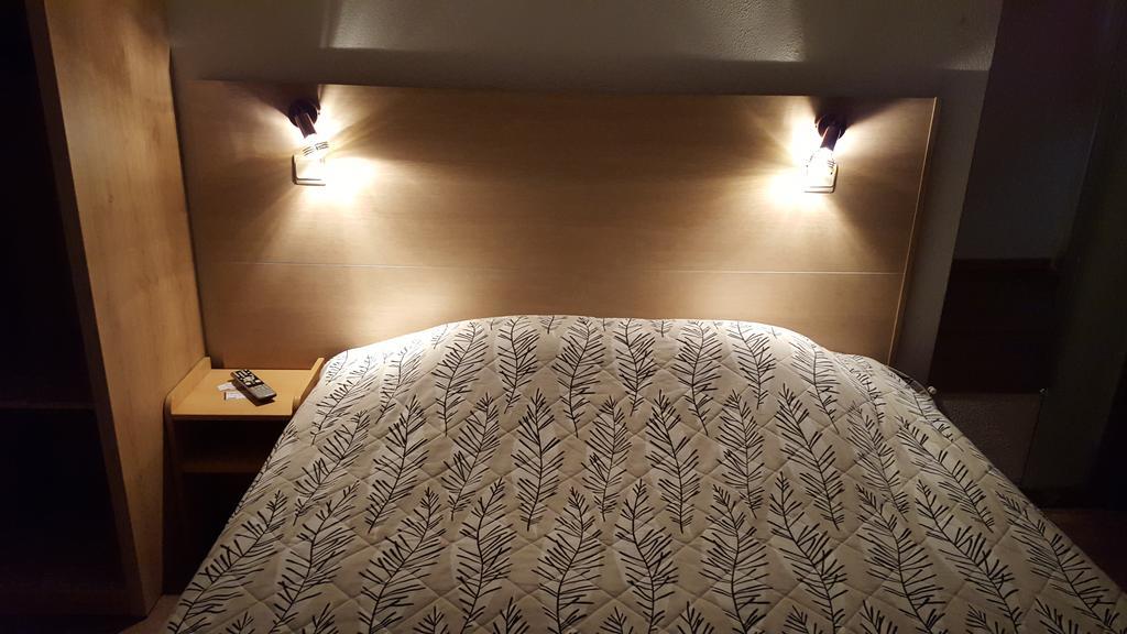 Le Brissoneau Rendeux Motel Екстериор снимка